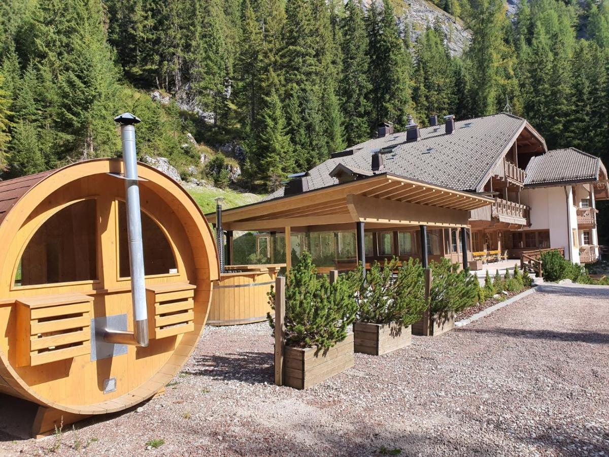 Hotel Villetta Maria Cottage カナツェーイ エクステリア 写真