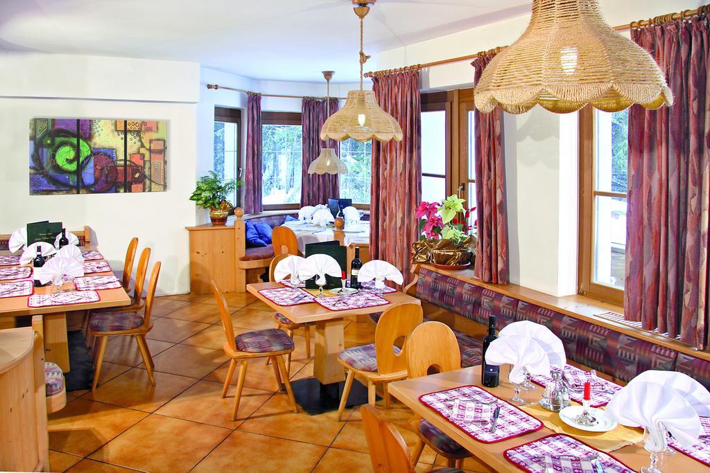 Hotel Villetta Maria Cottage カナツェーイ エクステリア 写真
