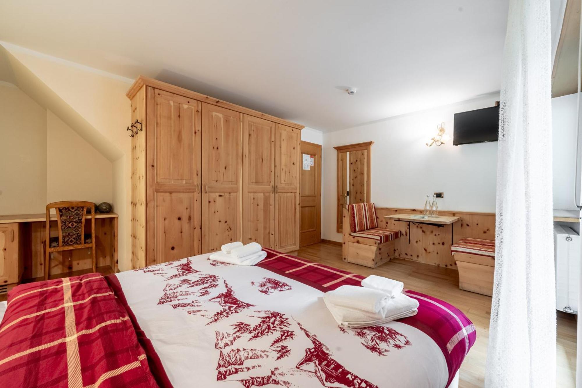 Hotel Villetta Maria Cottage カナツェーイ エクステリア 写真