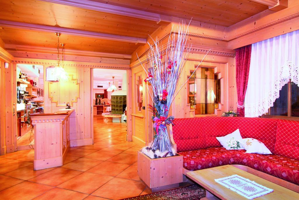 Hotel Villetta Maria Cottage カナツェーイ エクステリア 写真